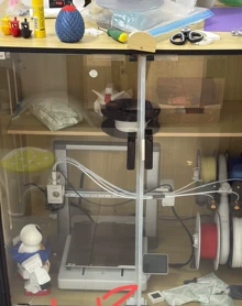 Tuozhu A1 3D printer is almost brand new. It has actually on - Actual photo