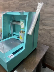 The almost new 3D sugar painting machine has a clean appeara - Photo taken in person