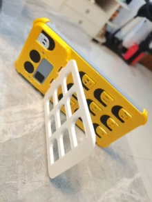 3D printing emoticons twist machine, yellow + white color ma - Actual photo